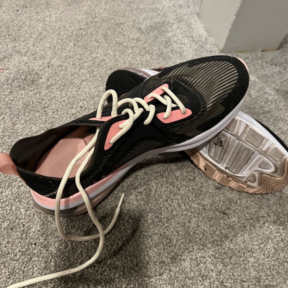 Fabletics Sneakers - image 4